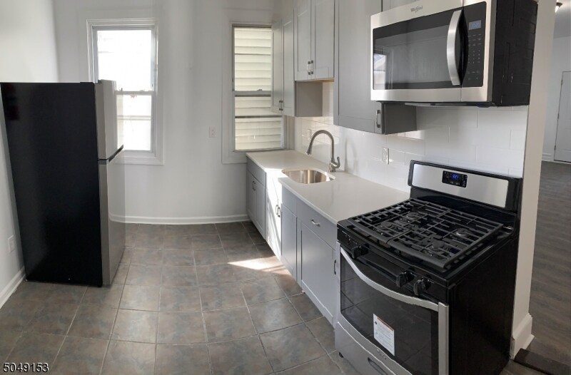 Foto principal - 821 Parker St