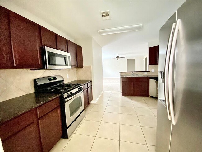 Building Photo - 5119 Ivy Fair Way