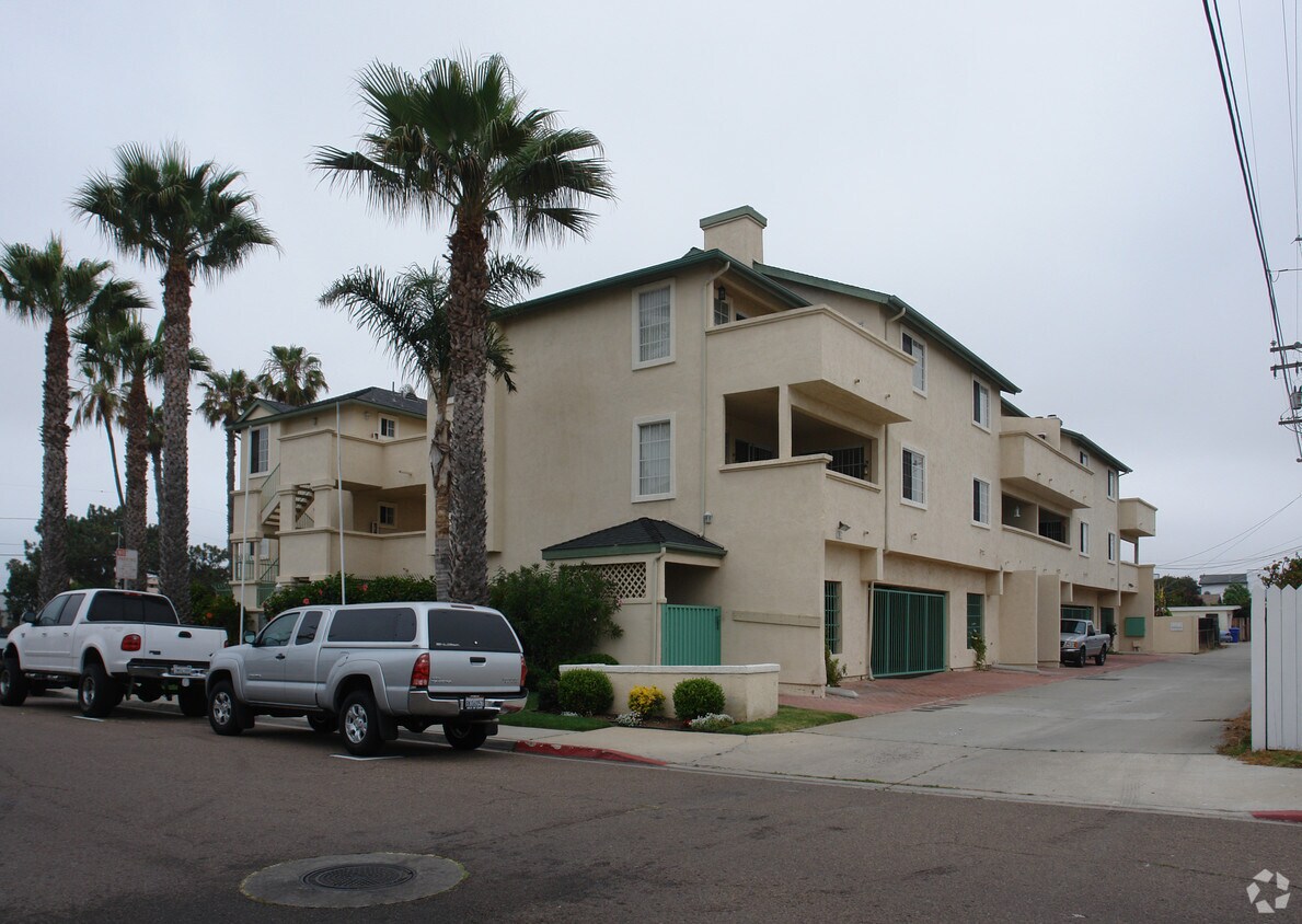 Foto del edificio - 207 Elkwood Ave