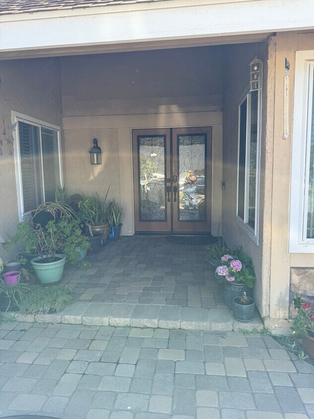 Primary Photo - HAPPY HOME 2707 Banyan Orcutt