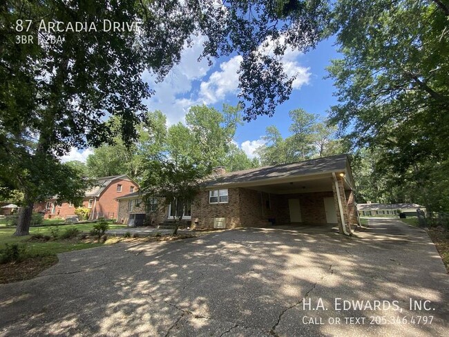 Building Photo - 87 Arcadia Dr