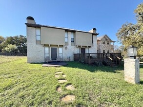 Building Photo - 601 Free Rein