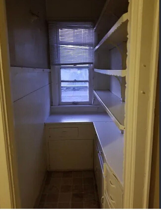 Foto del edificio - 2413 N 24th Pl