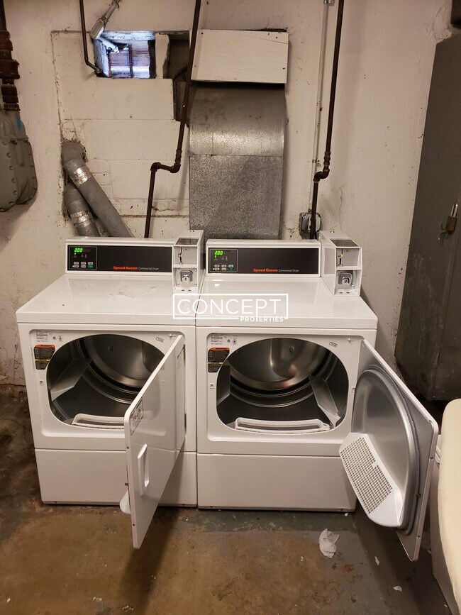 Foto del edificio - 226 Parker Hill Ave