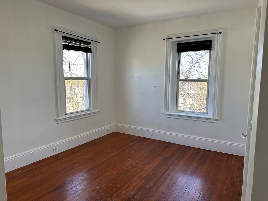 Foto del edificio - 161 Grandview Ave
