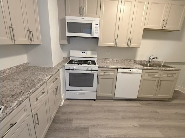 kitchen - 8939 Skokie Blvd