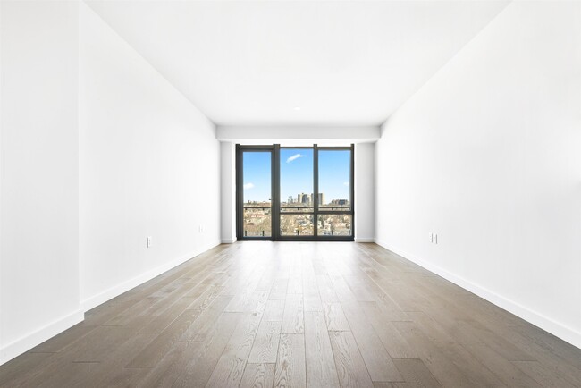 Building Photo - 300 Adolphus Ave