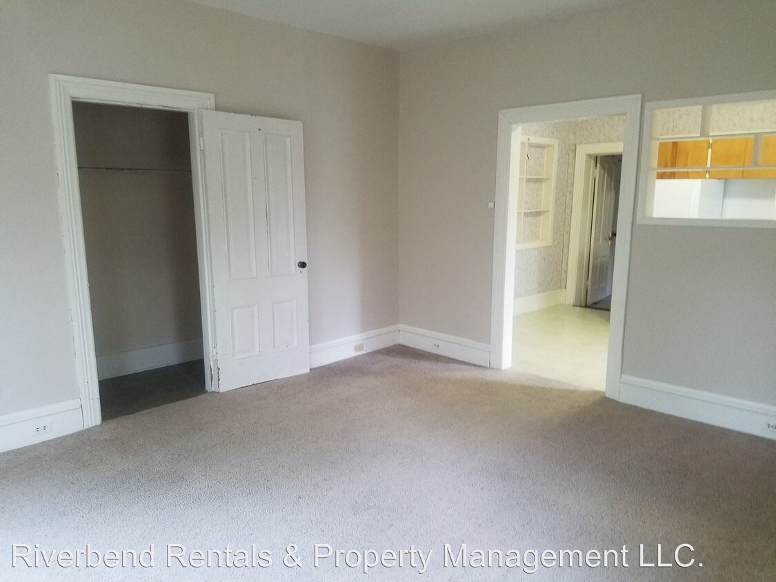 Foto principal - 1103 8th St E
