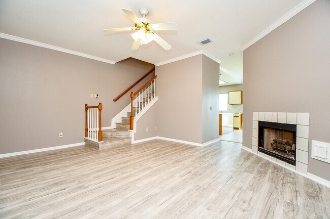 Foto del edificio - 2930 Grants Lake Blvd