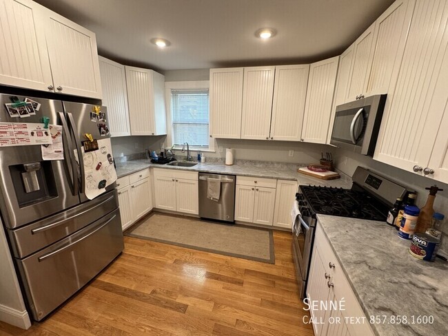 Building Photo - 309 A Highland Ave