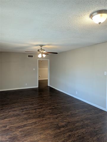 Foto del edificio - 4800 Dunlap Dr