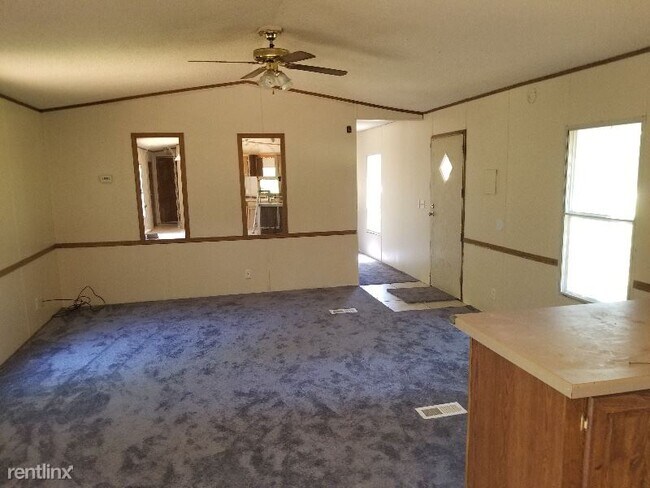 Foto del edificio - 3 br, 2 bath Mobile Home - 3400 Oak Valley