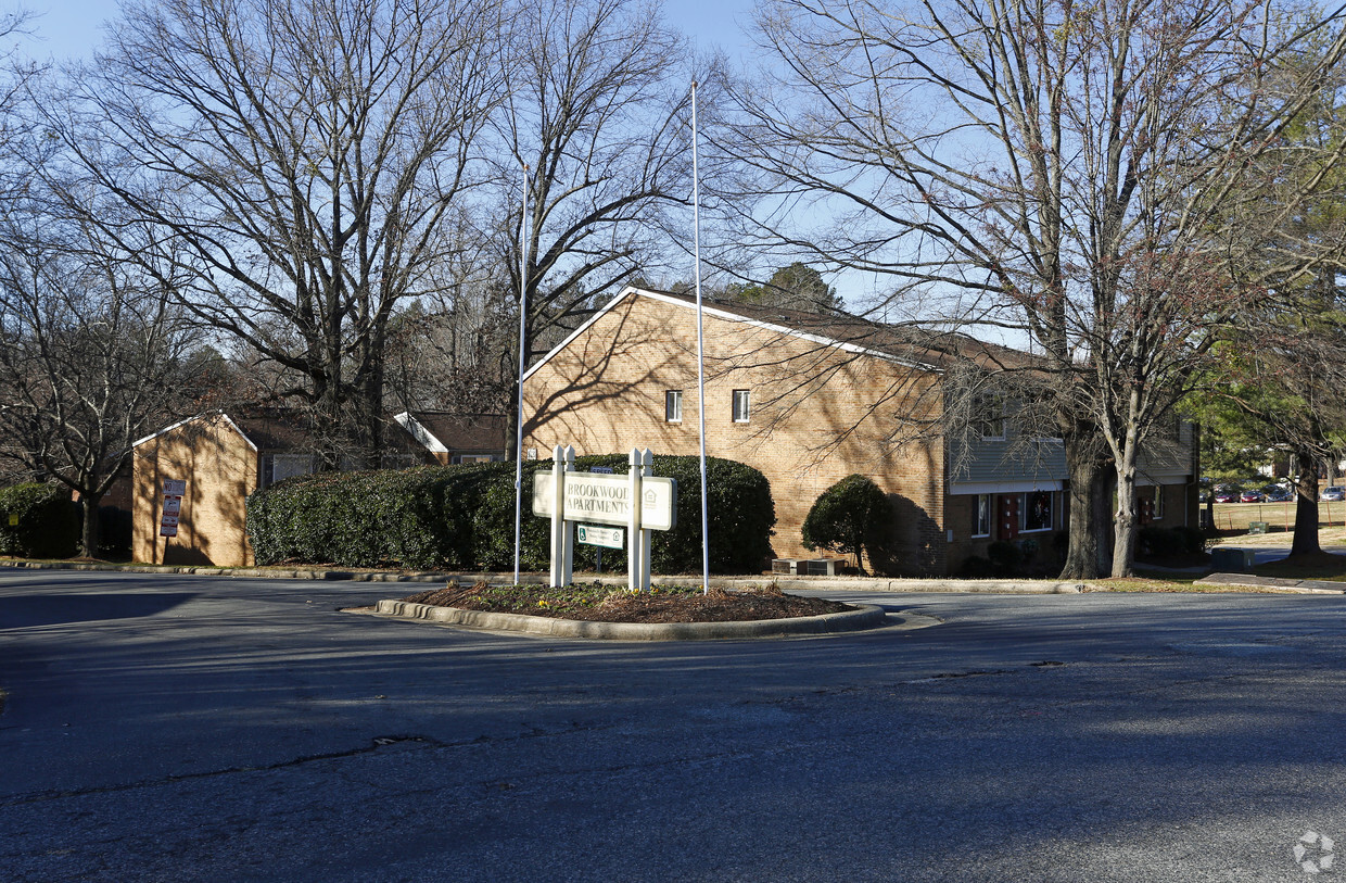 Primary Photo - Brookwood Apartments