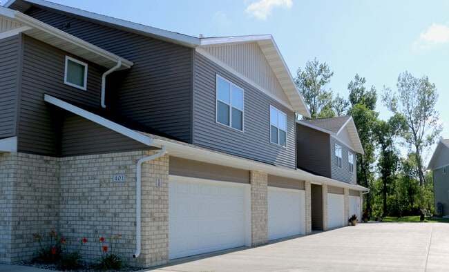 Building Photo - 407 26th Ave W