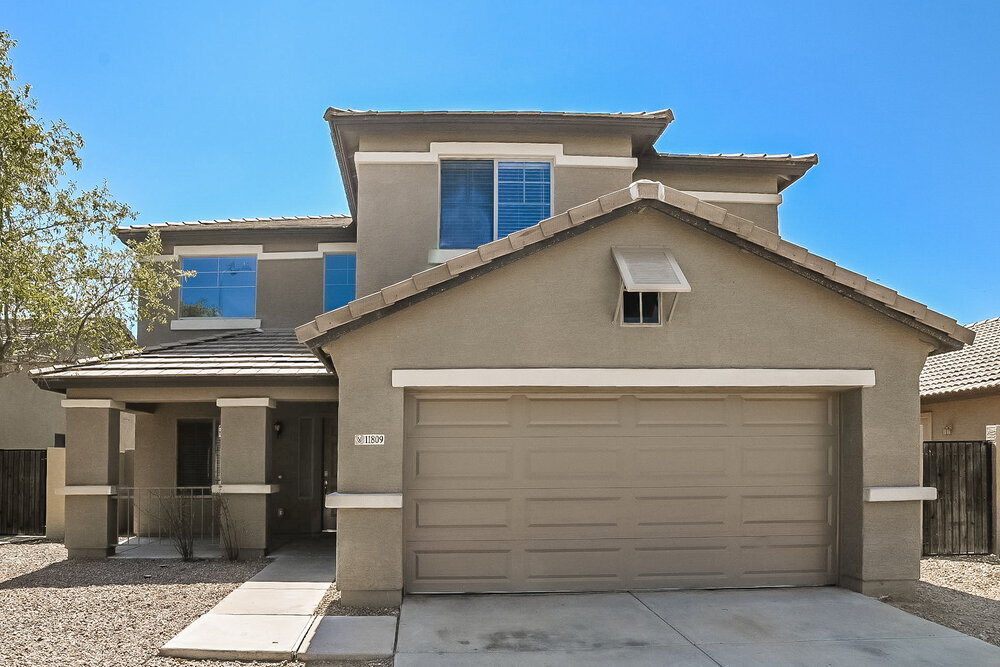 Primary Photo - 11809 W Belmont Dr