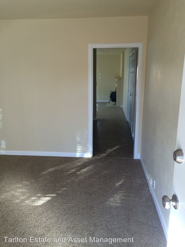 Foto del edificio - 2 br, 1 bath House - 5701 S. Fig Ave.
