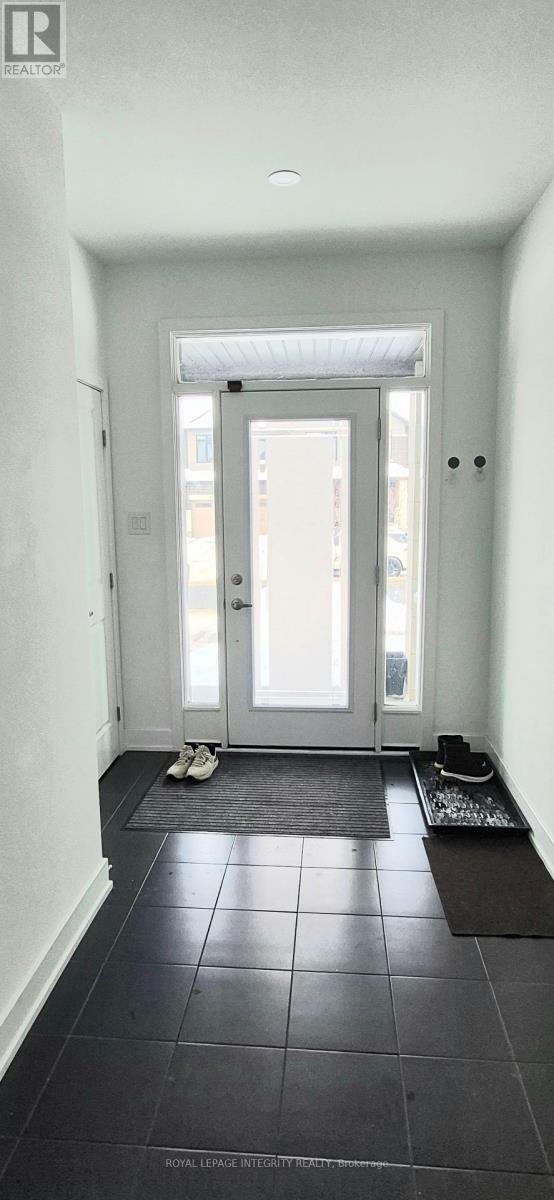 Photo du bâtiment - 885 Solarium Ave