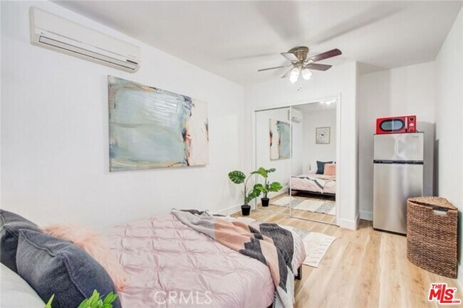 Foto del edificio - 1856 W 14th St