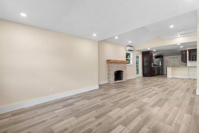 Foto del edificio - 710 S Pine St