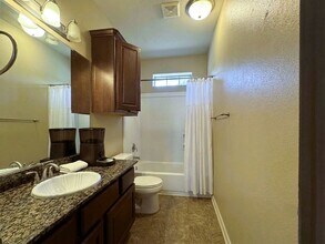 Building Photo - 107 Forest Dr Loop