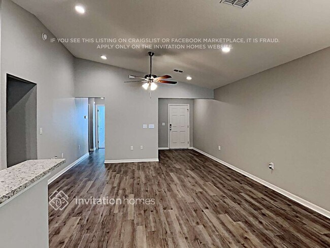 Foto del edificio - 937 Pearly Ridge Ln