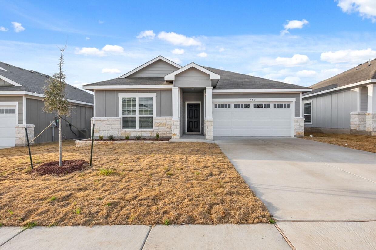 Primary Photo - Modern 4-Bedroom, 2-Bath Home in Troy – Be...