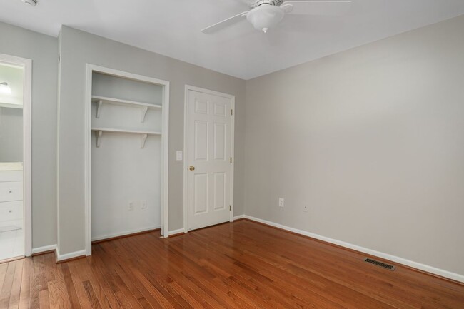 Foto del edificio - 43104 Providence Ln