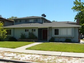 Building Photo - 2990 Neet Ave