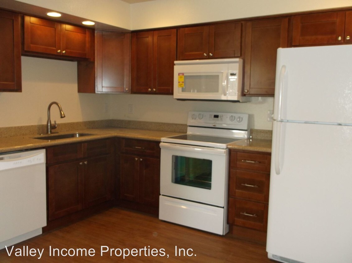 Foto principal - 6229 E Greenway St