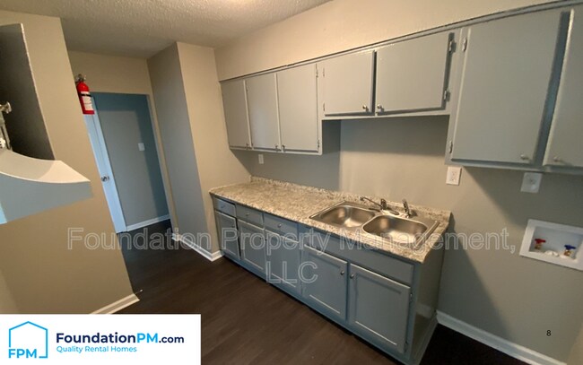 Foto del edificio - 1166 Elder Rd