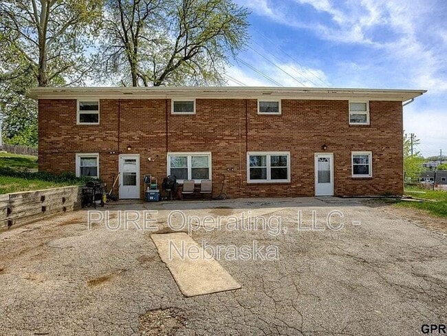 Foto del edificio - 2205 Lindyview Rd