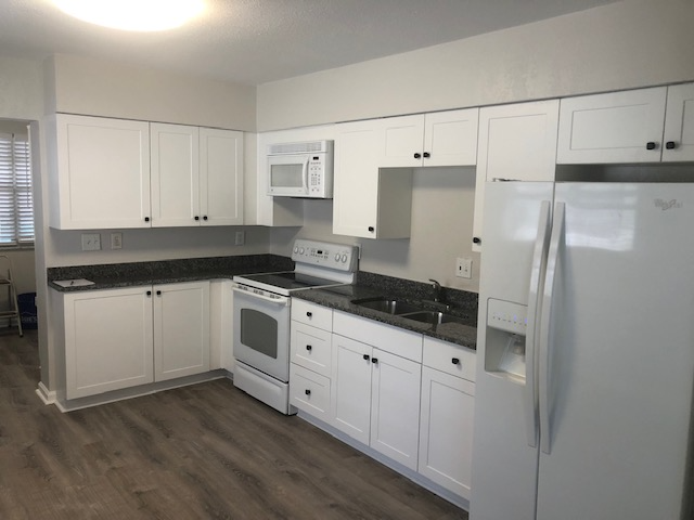 Building Photo - 2313 53rd Ave W
