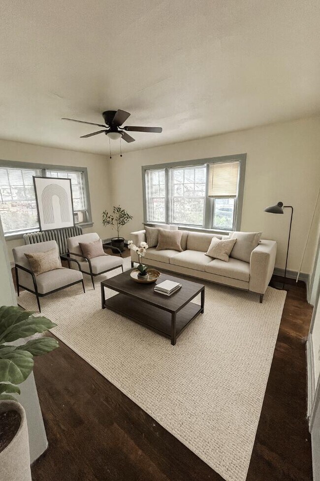 Foto del edificio - 3708 Summit St