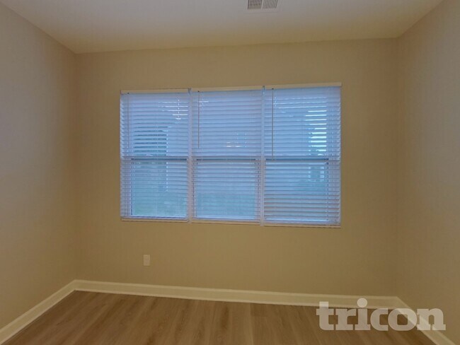 Building Photo - 745 Brooke Nicole Place