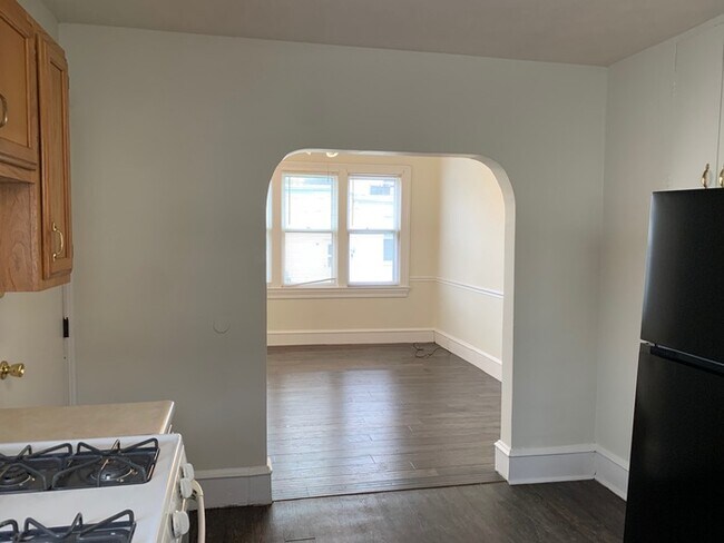 Foto del edificio - 508 E Locust St