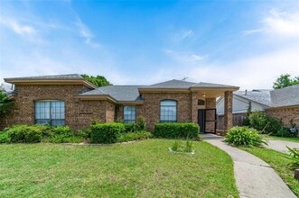 Building Photo - 6310 Azalea Dr