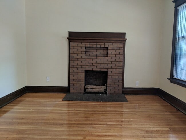 Building Photo - 1707 Ridge Ave