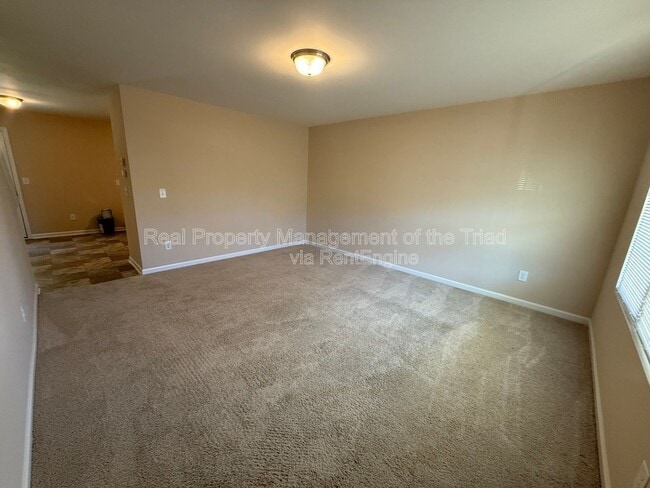 Foto del edificio - 4507 Chapel Ridge Dr