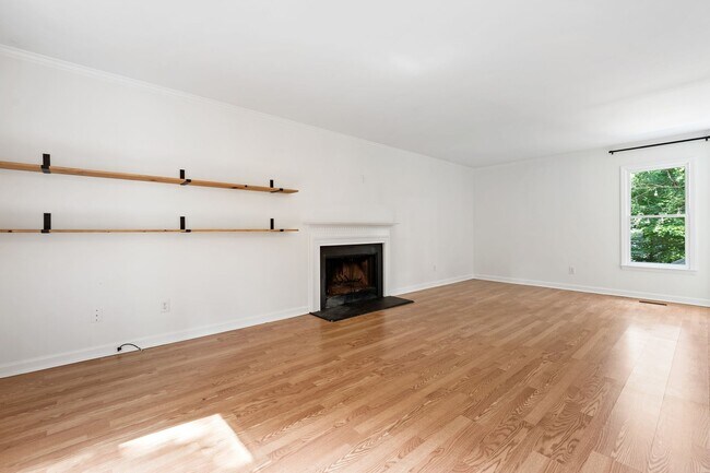 Foto del edificio - Charming 3 Bedroom House in Lovely Durham ...