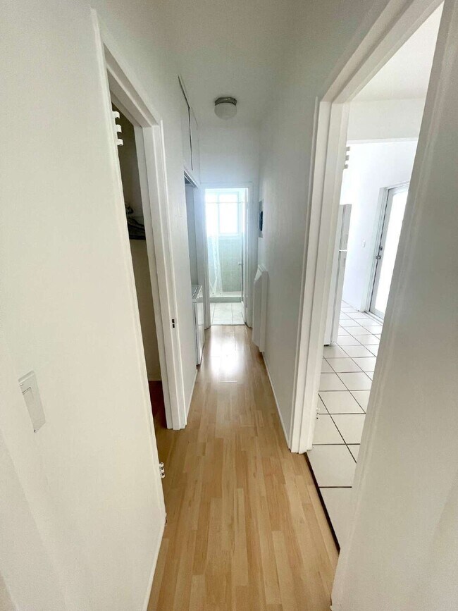 Foto del edificio - 610 12th St