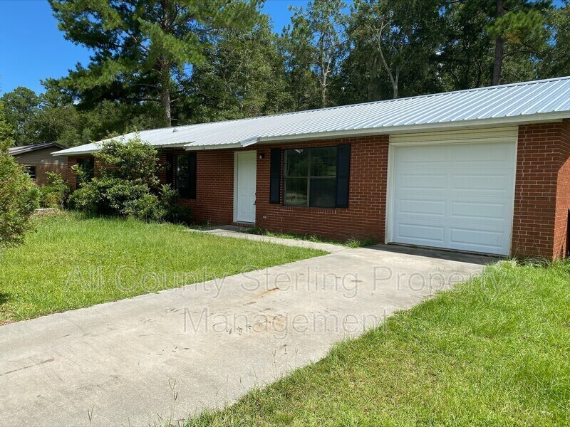 Building Photo - 1780 SW Leslie Glen