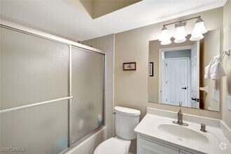 Building Photo - 14899 Crescent Cove Dr
