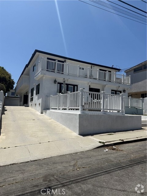 Building Photo - 2308 Harriman Ln