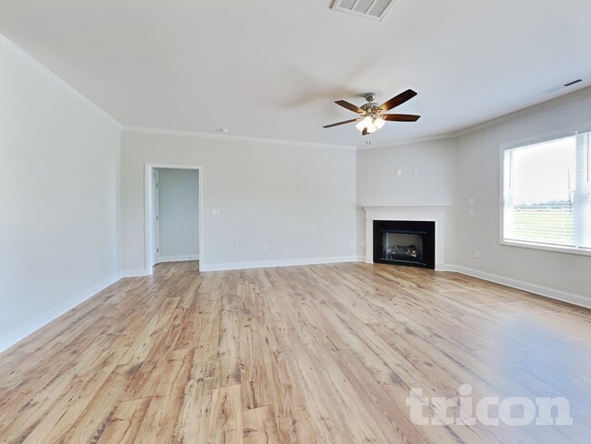 Building Photo - 64 fish Whistle court