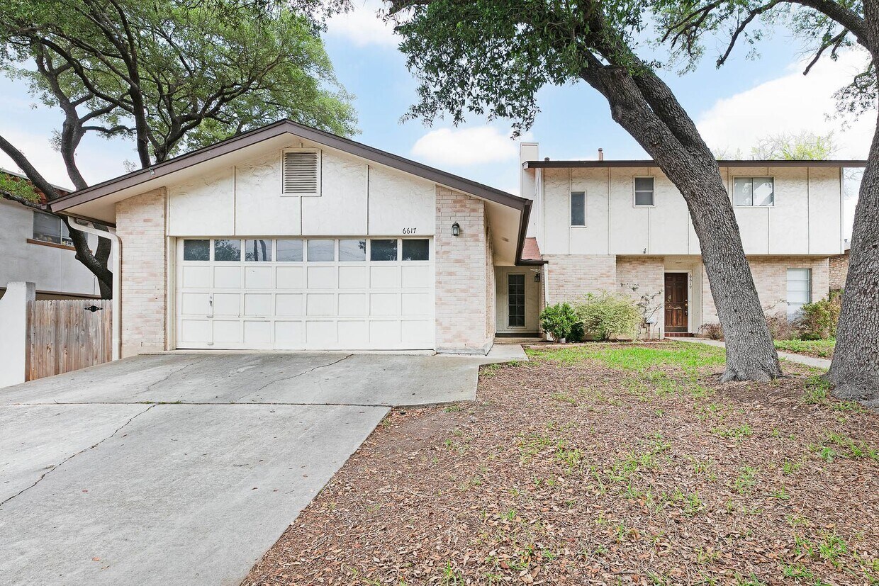 Primary Photo - 2 br, 1.5 bath House - 6617 Forest Grove