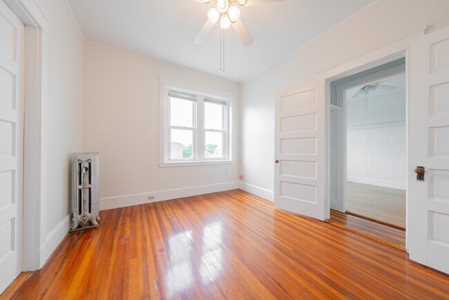 Building Photo - 281 Highland Ave