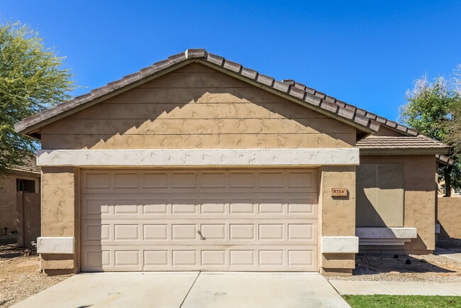 Building Photo - 8724 N 57th Dr