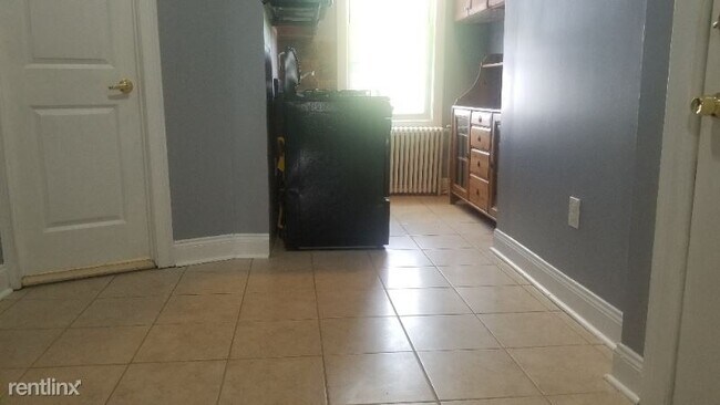 Foto del edificio - 2 br, 1 bath Apartment - 1812 PALISADE AVE