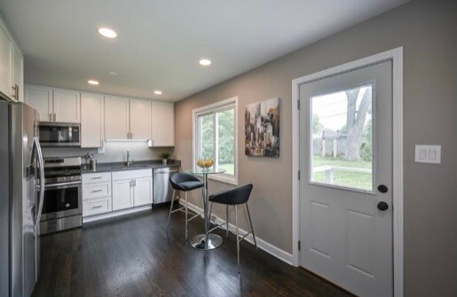 KITCHEN - 355 N 2nd Ave