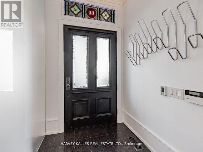 Building Photo - 80 Hazelton Ave